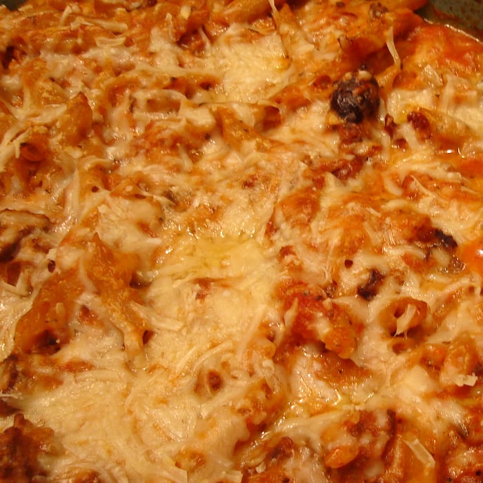 Baked Ziti with Chicken Pasta.